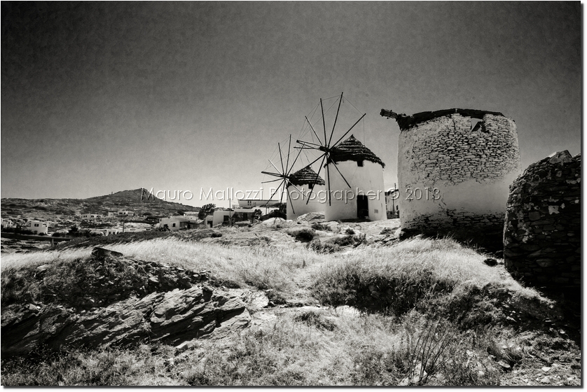 Isola di Ios 2012 - I vecchi mulini della Chora